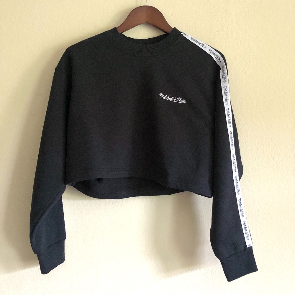 NWT Mitchell & Ness Women's Crop Top